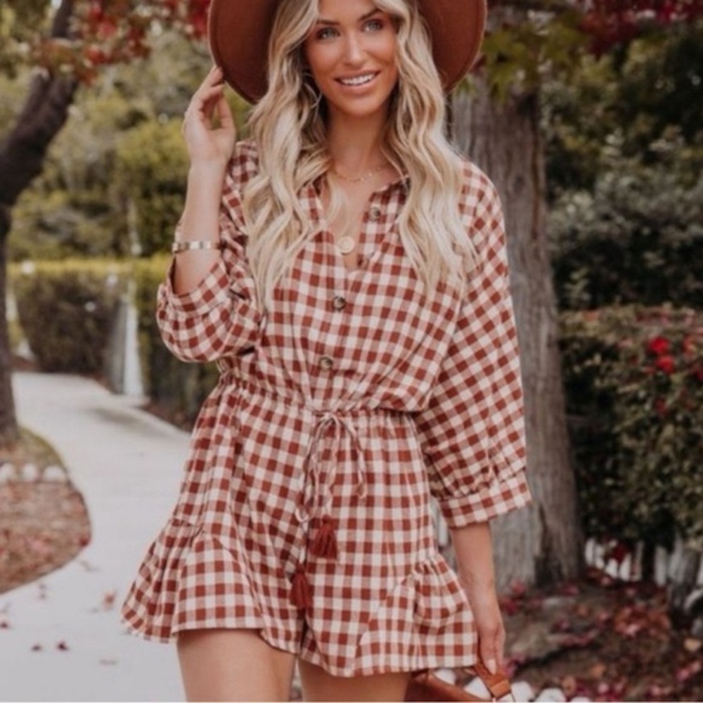 Aakaa Brown Gingham ¾ Sleeve Tie Waist Ruffle Shorts Cotton Romper Size‎ Medium